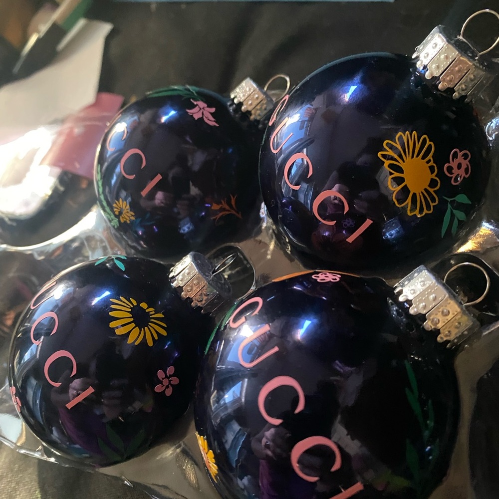 Gucci Floral Lux Glass Christmas Ornament Set of 4 - Picture 4 of 8
